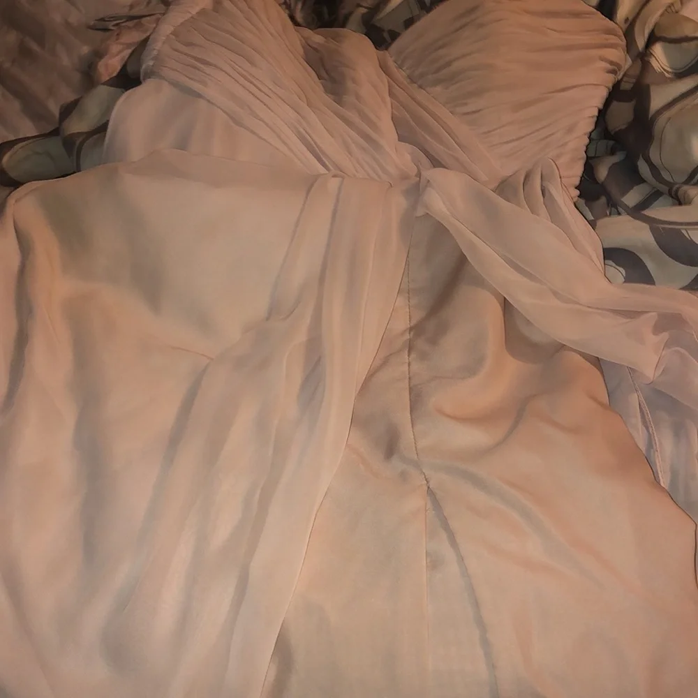 Women’s formal dress - Picture 5 of 9